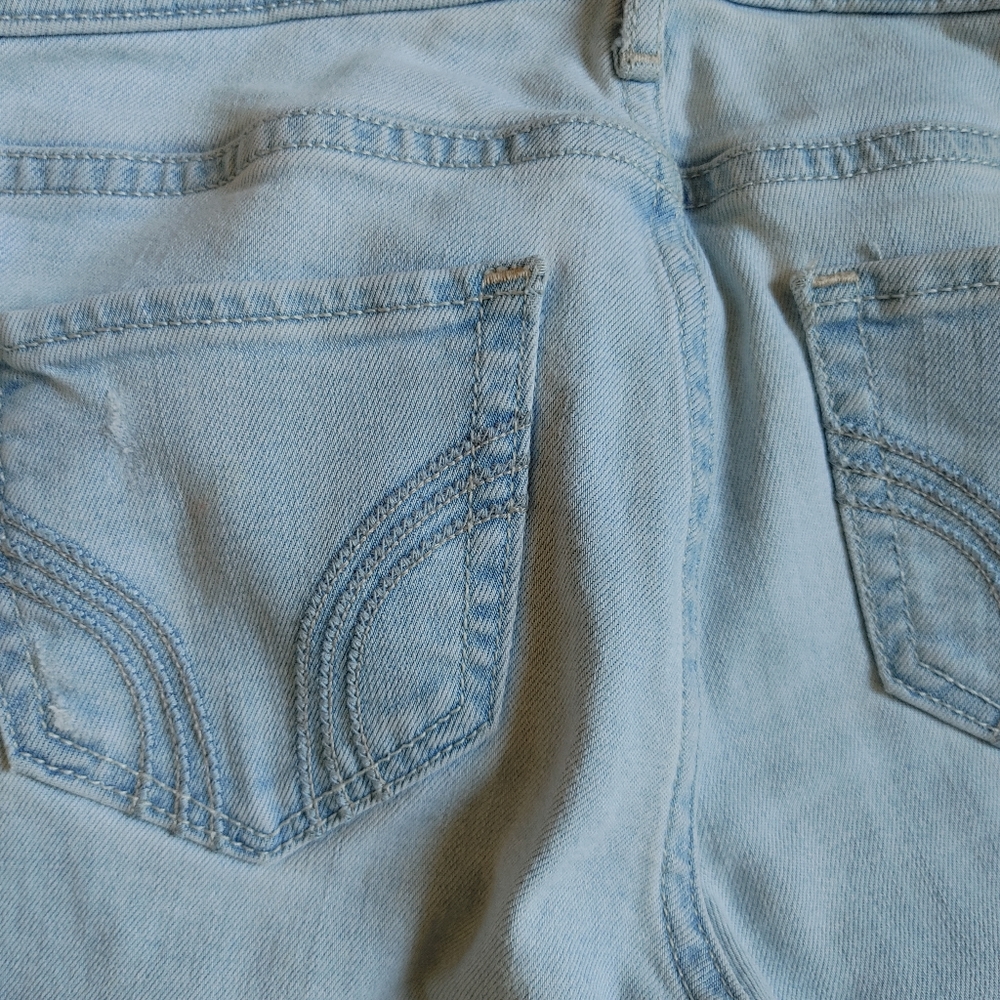 Hollister Jeans - Picture 5 of 5
